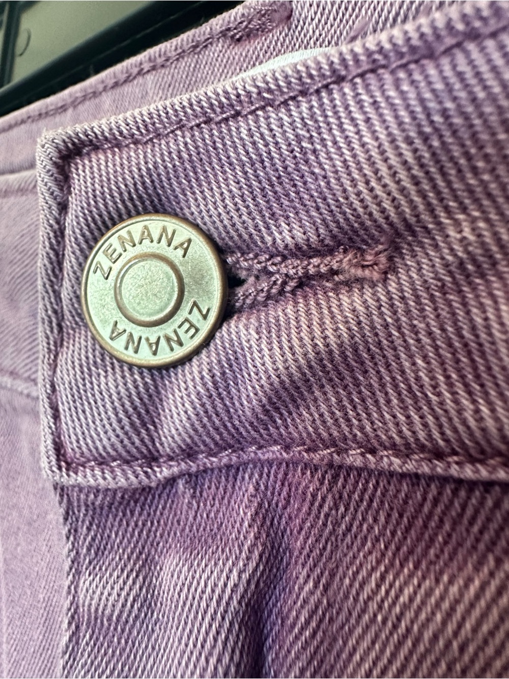 EUC💜Zenana Acid Washed Frayed Cutoff Hem Small Lt Plum - Picture 4 of 7